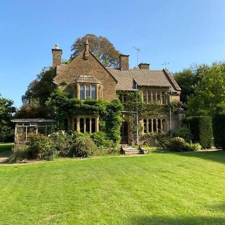 The Dower House At Parnham Park Villa Beaminster Exteriör bild