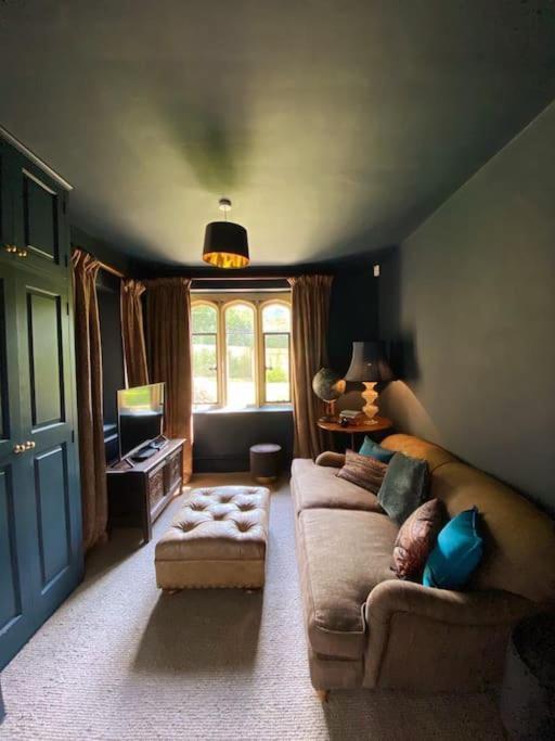 The Dower House At Parnham Park Villa Beaminster Exteriör bild